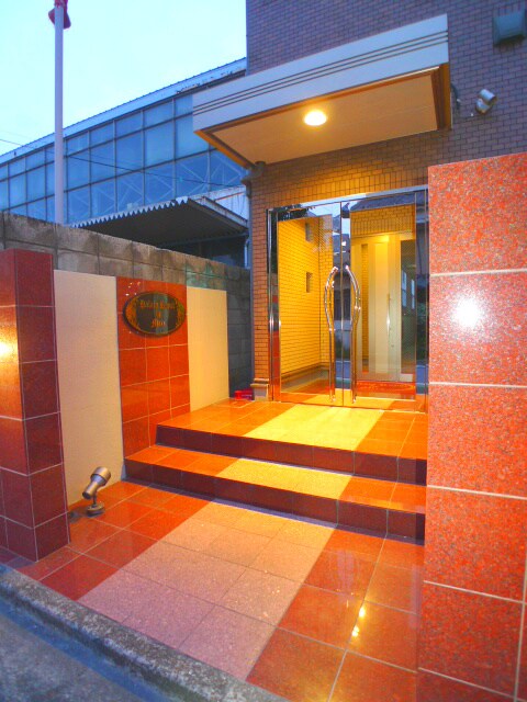 パレ　ロワイヤル　デ　メールの物件外観写真