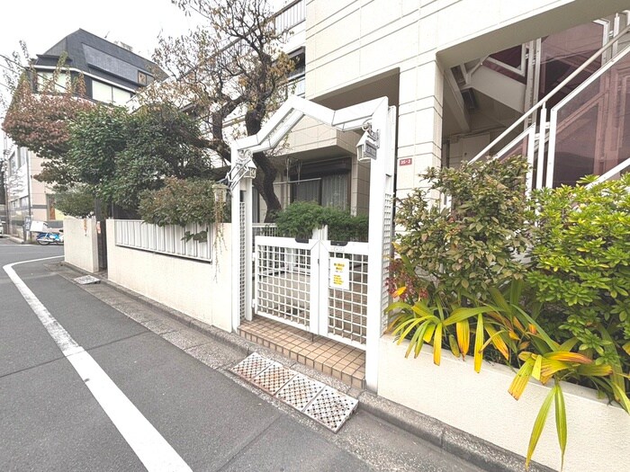 アルバトロス西永福の物件外観写真