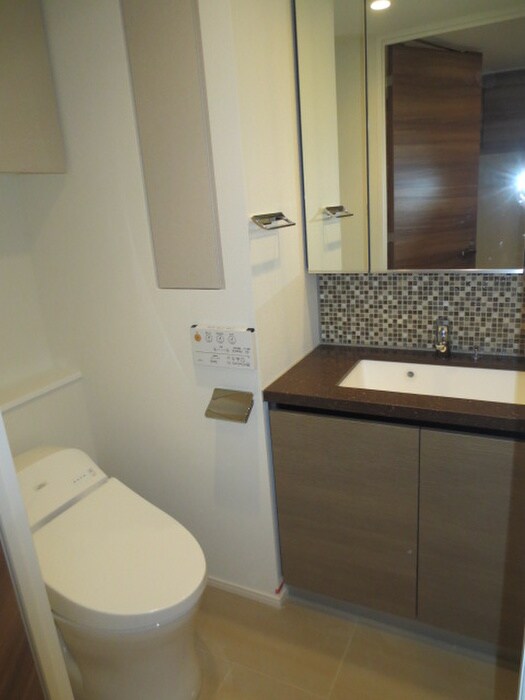 ONE ROOF FLAT TSUKISHIMAの物件内観写真