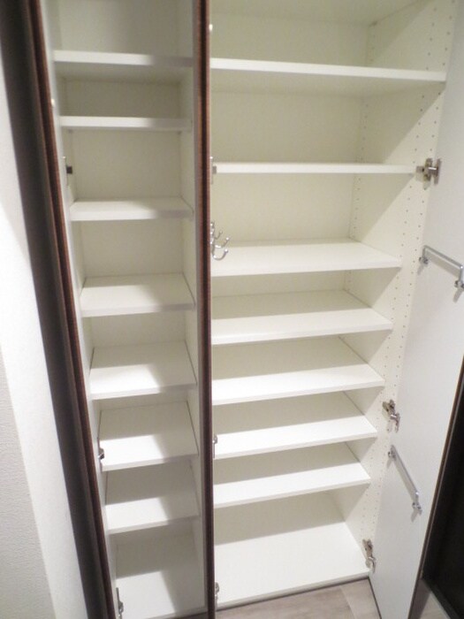 ONE ROOF FLAT TSUKISHIMAの物件内観写真