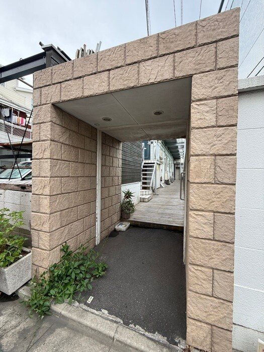 ウィング塩山の物件外観写真