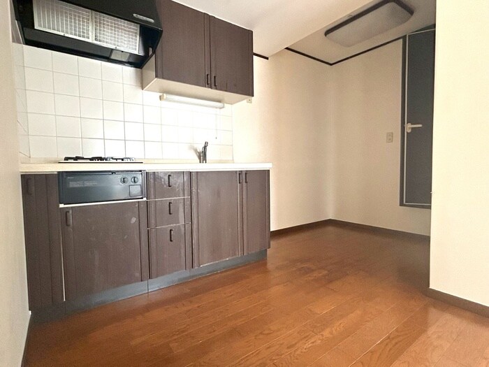 ウィング塩山の物件内観写真