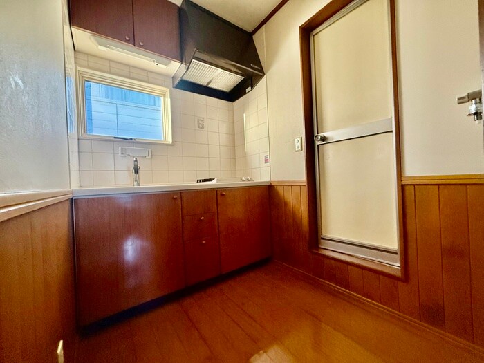 ウィング塩山の物件内観写真