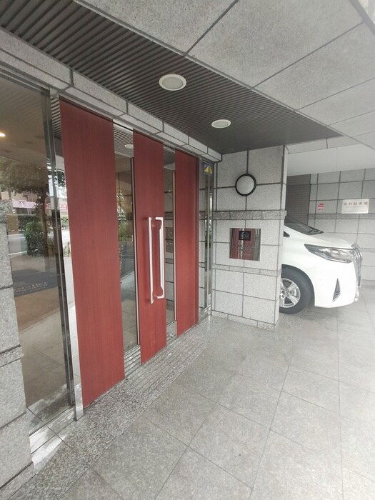 ｻﾝｽﾀﾚ駒沢ﾌｧｰｽﾄｺｰﾄ(401)の物件外観写真