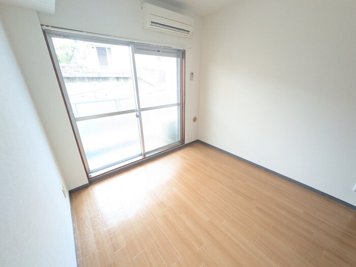 ｳｨﾝﾍﾞﾙﾃﾞｭｴｯﾄ鴨居（204）の物件内観写真