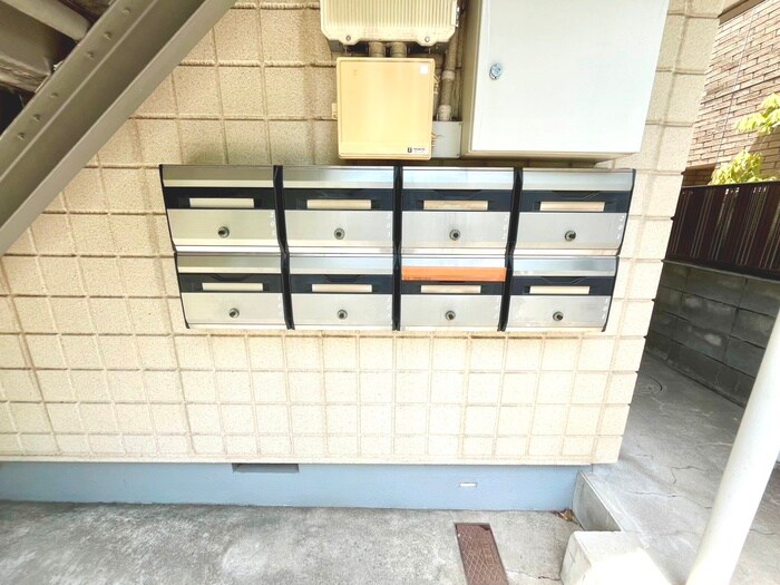 メゾンホ－プの物件外観写真