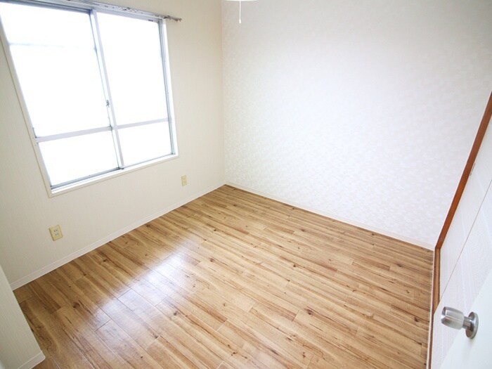 ベルメゾン稲荷町の物件内観写真