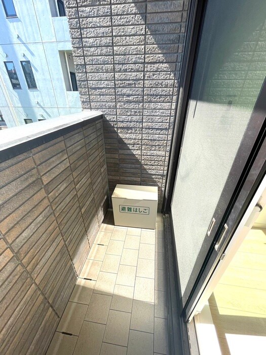 THREE ISLANDの物件内観写真