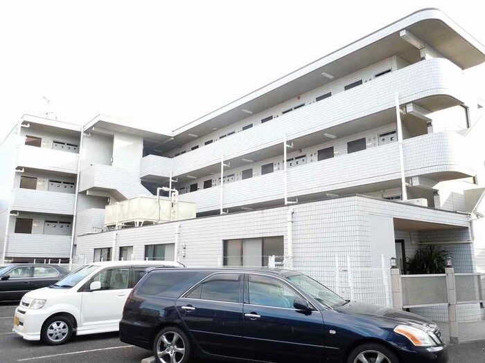 城所マンションの物件外観写真