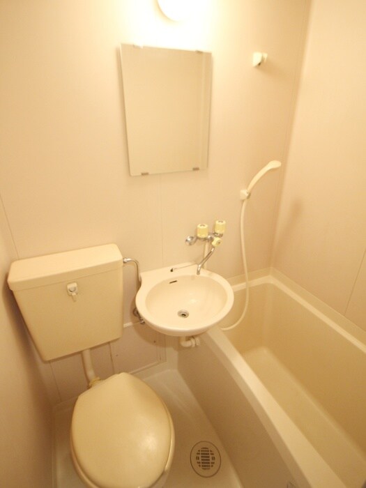 エスト高円寺の物件内観写真