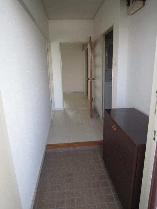 ロイヤルプラザ湘南の物件内観写真