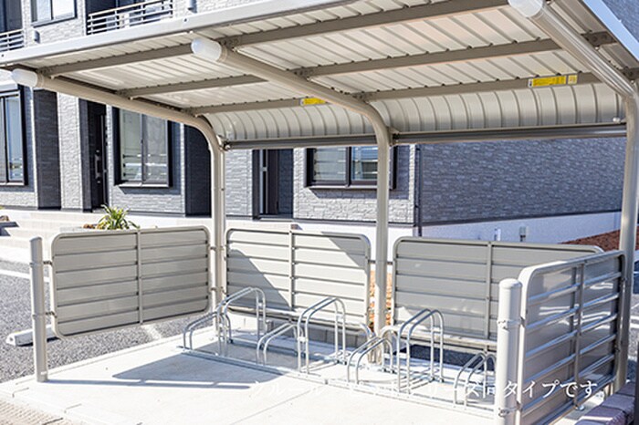 ヴィラ・アルモニアの物件外観写真