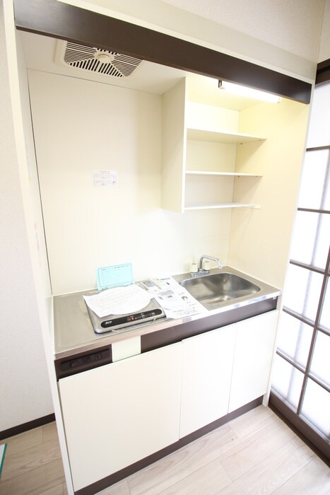 ロイヤルハイツの物件内観写真