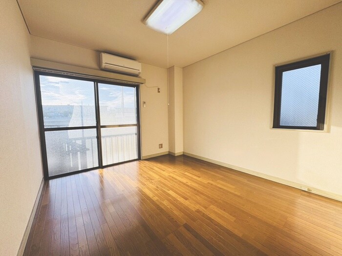 グランドマンシヨンの物件内観写真