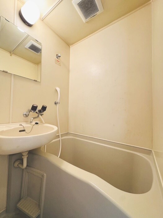 グランドマンシヨンの物件内観写真