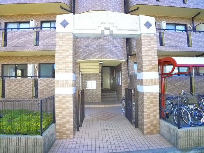 グランフィールド行徳の物件外観写真