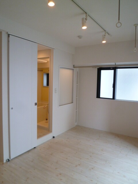 レジディア市谷薬王寺の物件内観写真