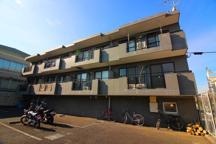 ジュネス中町の物件外観写真