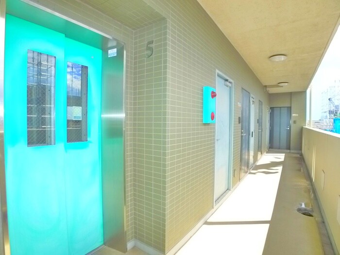 LOTUS GARDEN HOSAKAの物件外観写真