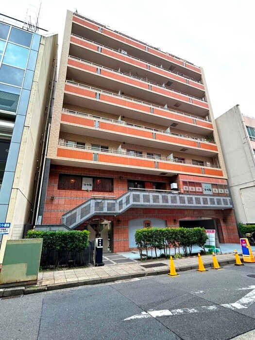 アリエスヨコハマの物件外観写真