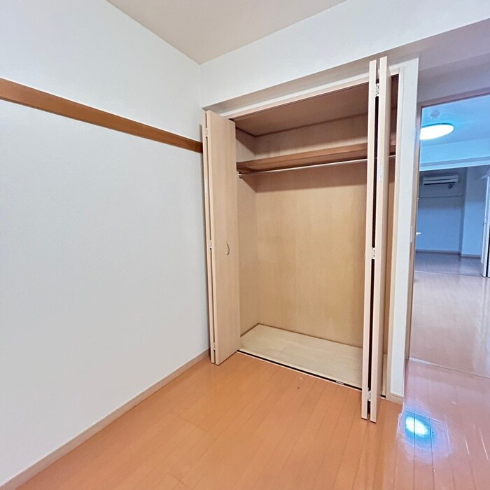 アリエスヨコハマの物件内観写真