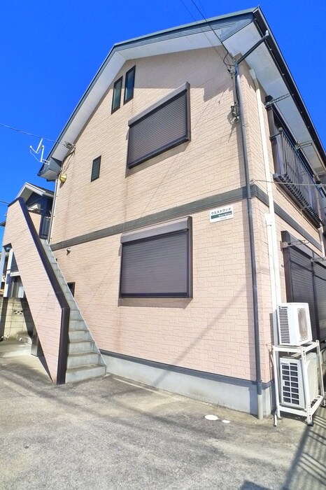 ウエストウッドの物件外観写真