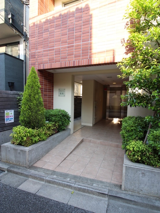 プランドール南榎の物件外観写真