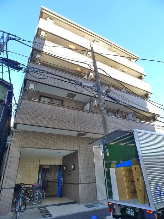 ロイヤルヒルズの物件外観写真