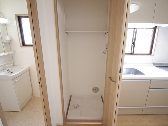 ロイヤルヒルズの物件内観写真