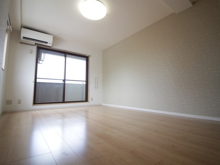 ロイヤルヒルズの物件内観写真