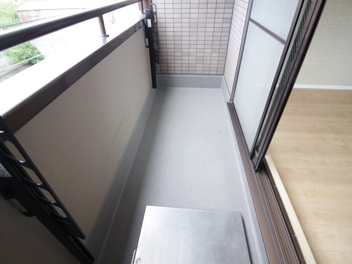 ロイヤルヒルズの物件内観写真