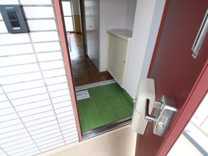 セシーズイシイ8の物件内観写真