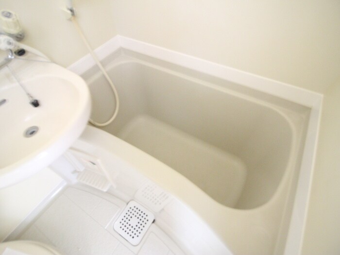 セシーズイシイ8の物件内観写真