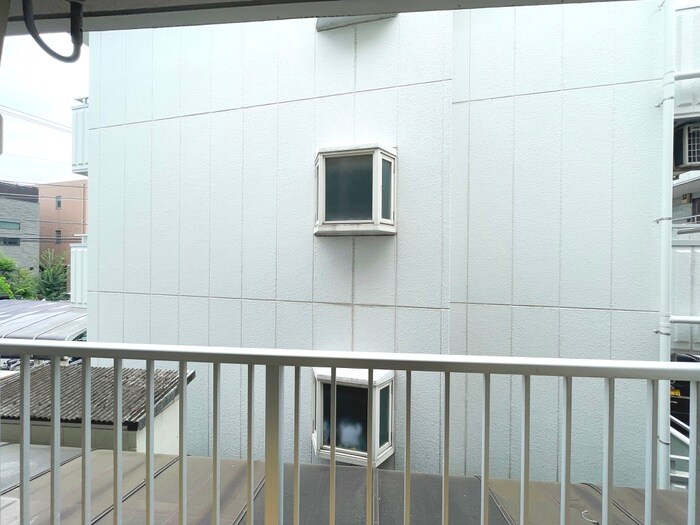 セシーズイシイ8の物件内観写真