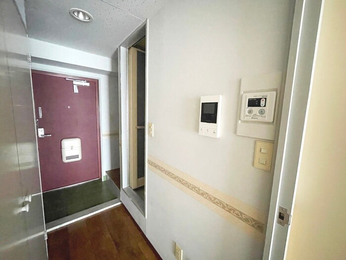 セシーズイシイ8の物件内観写真