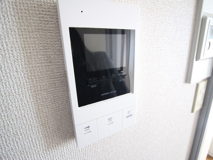 セシーズイシイ8の物件内観写真