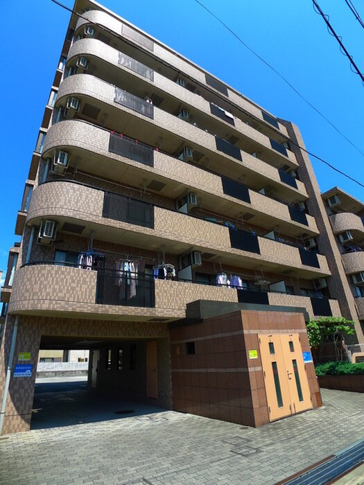 グランシエロ川口本町の物件外観写真