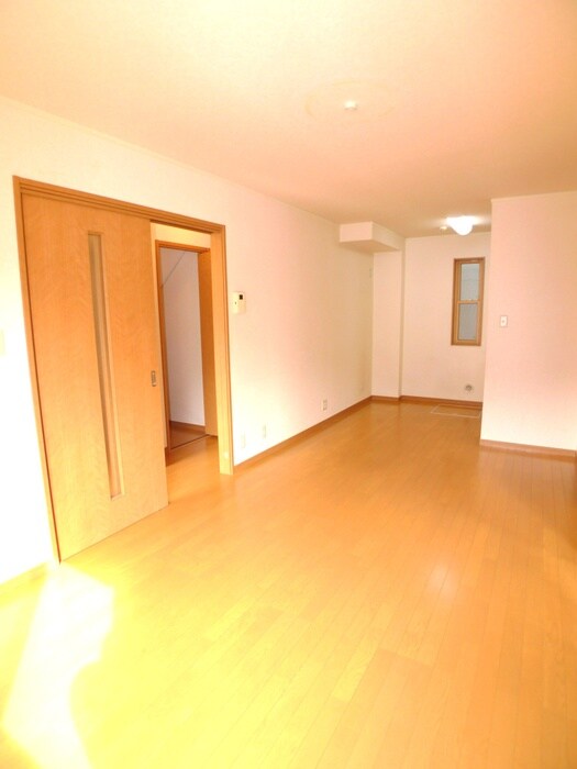 ＢＬＵＥ　ＭＯＯＮの物件内観写真