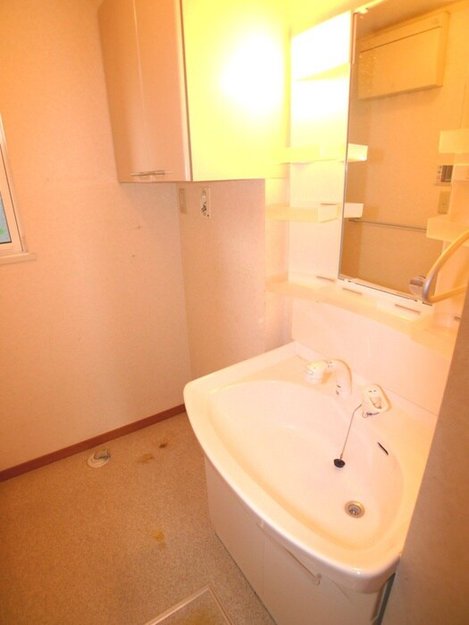 ＢＬＵＥ　ＭＯＯＮの物件内観写真