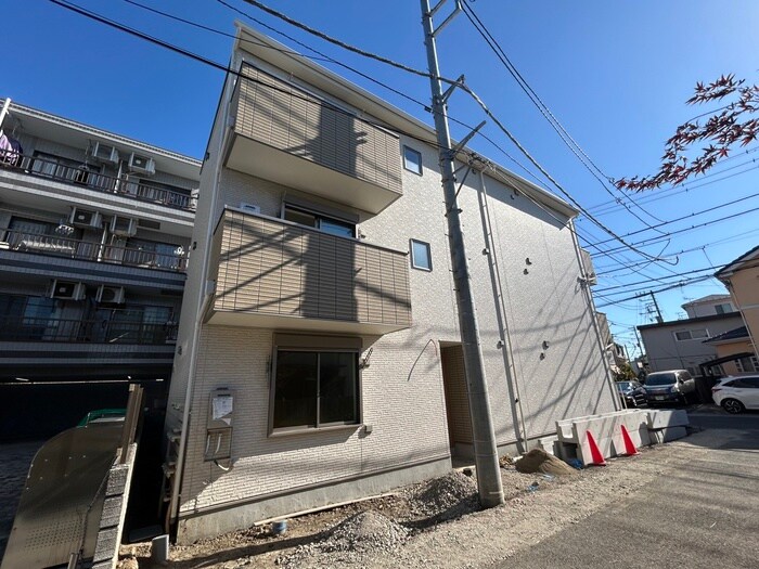 キャッテリー越谷の物件外観写真