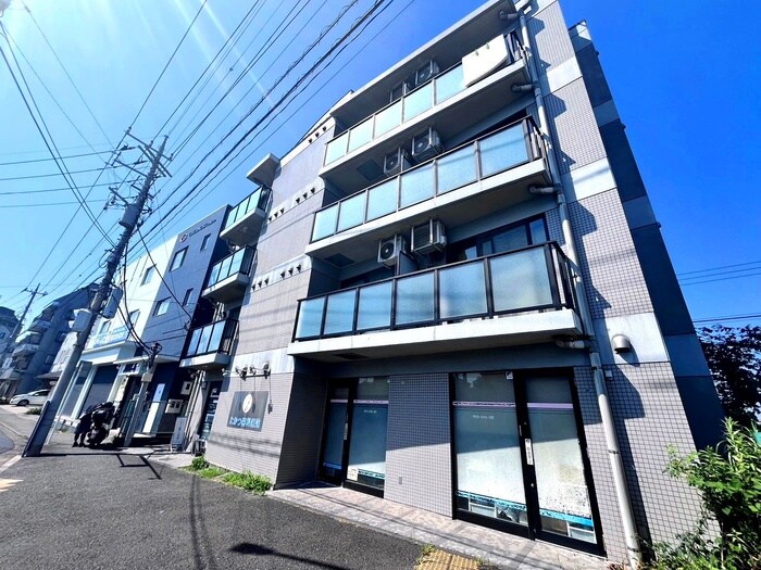 Ｃｈｅｅｒｓ！の物件外観写真