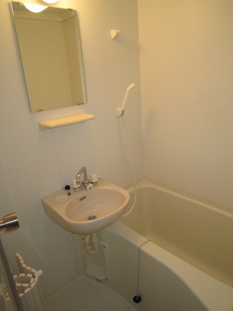 Ｃｈｅｅｒｓ！の物件内観写真