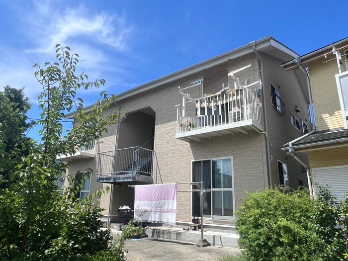 メゾンドキキの物件外観写真