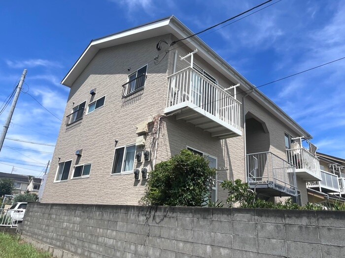 メゾンドキキの物件外観写真