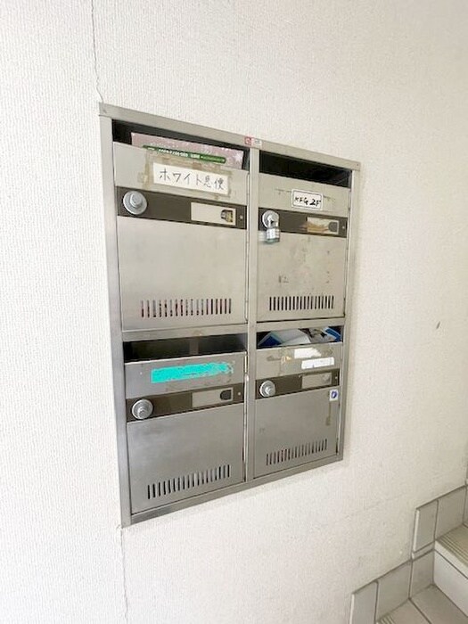 ひかりビルの物件外観写真