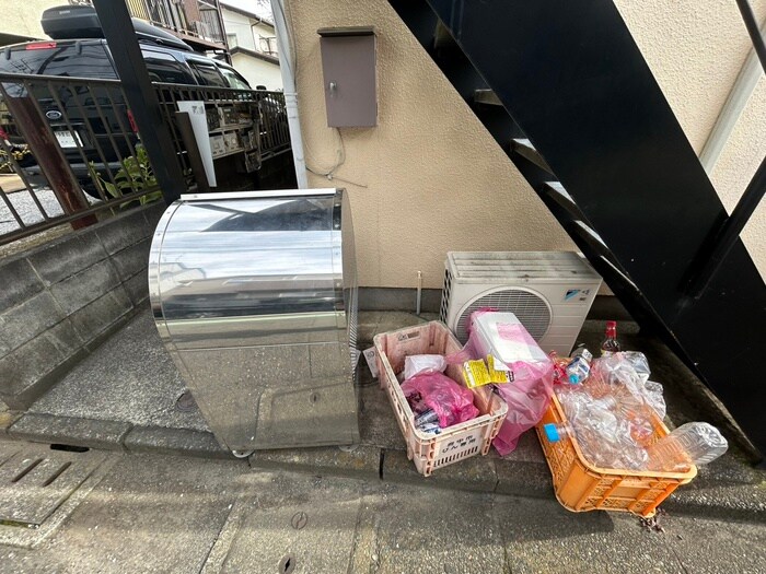 コ－ポメイプルの物件外観写真