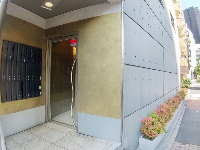 ロリエ銀座の物件外観写真
