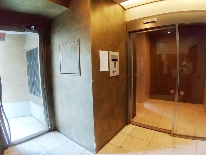 ロリエ銀座の物件外観写真