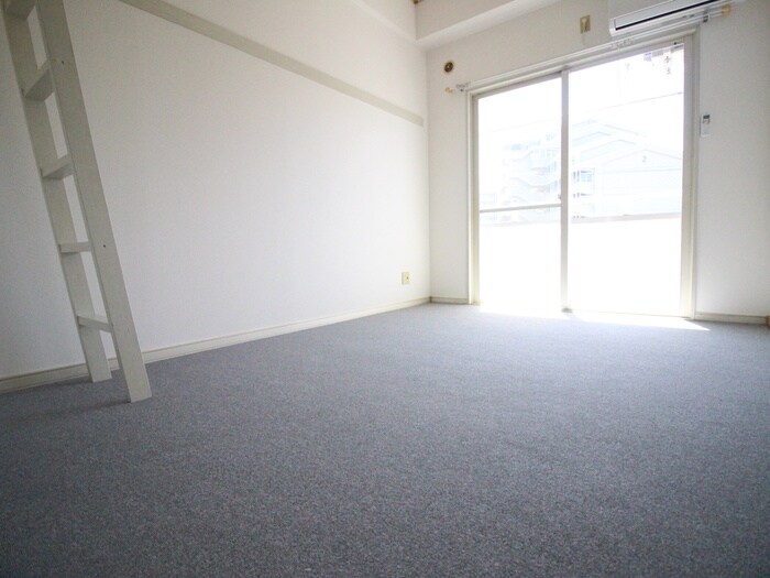 サンタ・ムールの物件内観写真