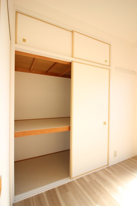 プリムヴェール西堀の物件内観写真